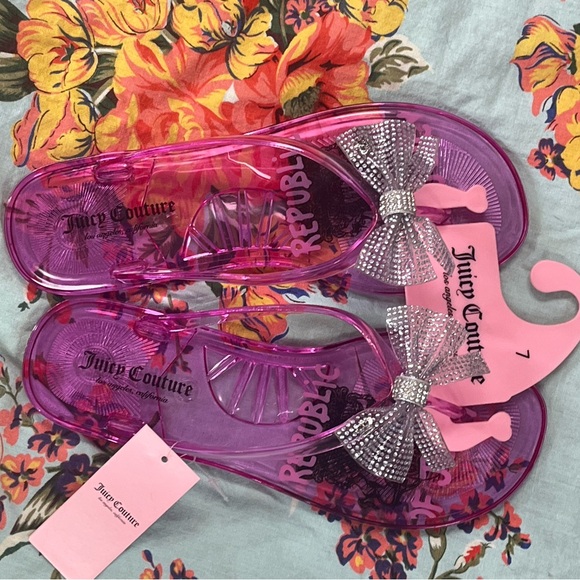 I 💗 OFFERS! Juicy Couture Transparent Purple Sandals with Glitter Bow - Picture 7 of 7